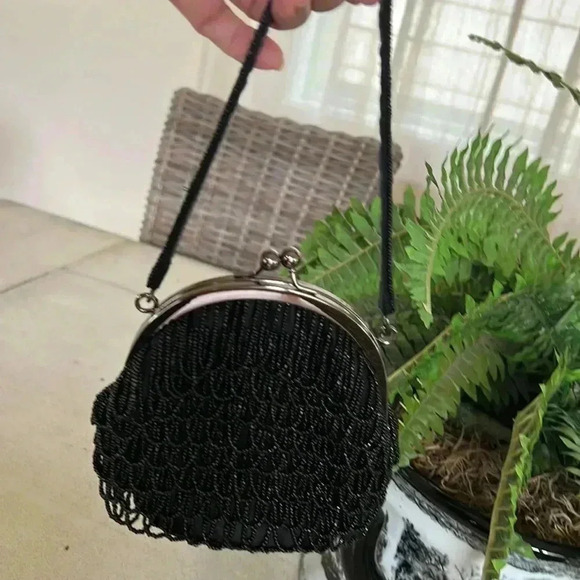 Black beaded evening bag - Picture 9 of 10